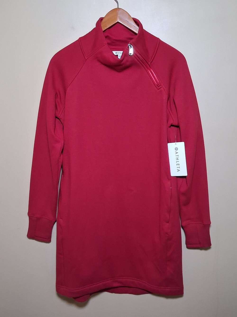 Athleta NWT Red Cozy Karma Sweatshirt Dress; Size S; Cozy Fleece Lined